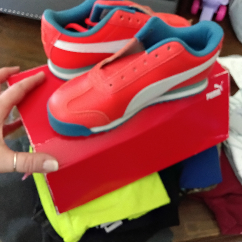 Puma Red and Blue Sneakers Sleek Athletic Design